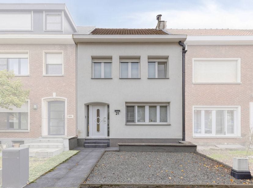 Huis te koop in Kerselaarlaan 21,
                    2850 Boom