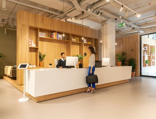                                         Bureaux à louer à Ledeberg, € 679
