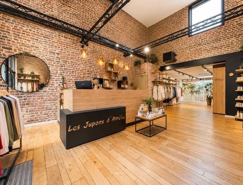                                         Bien commercial à vendre à Mouscron, € 249.000
