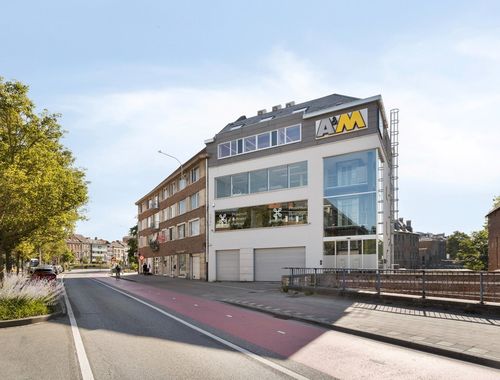                                        Bureaux à vendre à Mechelen, € 2.200.000
