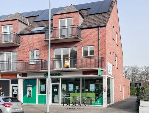                                         Duplex à louer à Sint-Kruis, € 990
