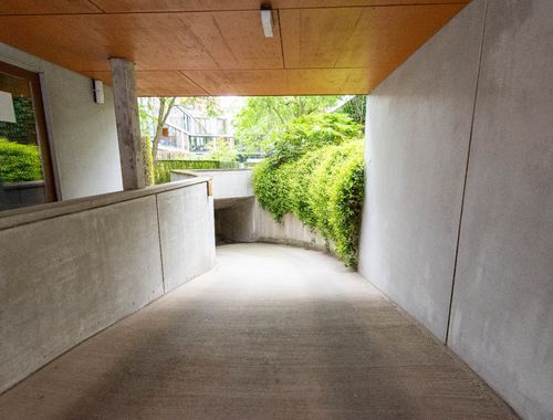                                         Staanplaats te koop in Antwerpen, € 30.000
