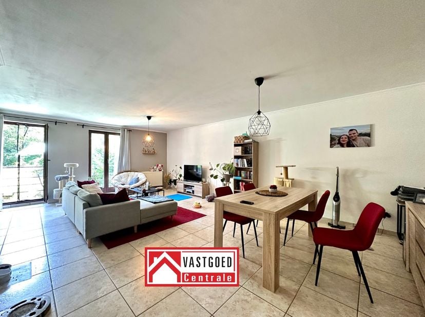 Woning te huur op een gunstige locatie in Tongeren-Borgloon <br />
<br />
Deze verzorgde woning is rustig en centraal gelegen in Tongeren, op korte af