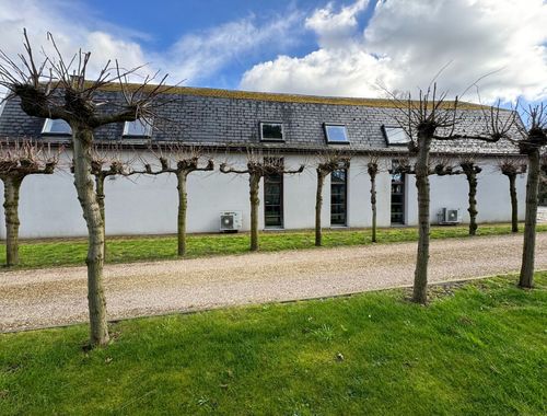                                         Kantoor te huur in Deurle, € 4.988
