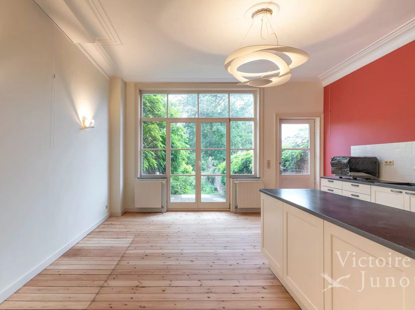 Pand voorgesteld door Guillaume Letellier - 02 777 15 23 - guillaume.letellier@victoire.be<br />
In exclusiviteit  Victoire-Junot stelt u voor in Ette