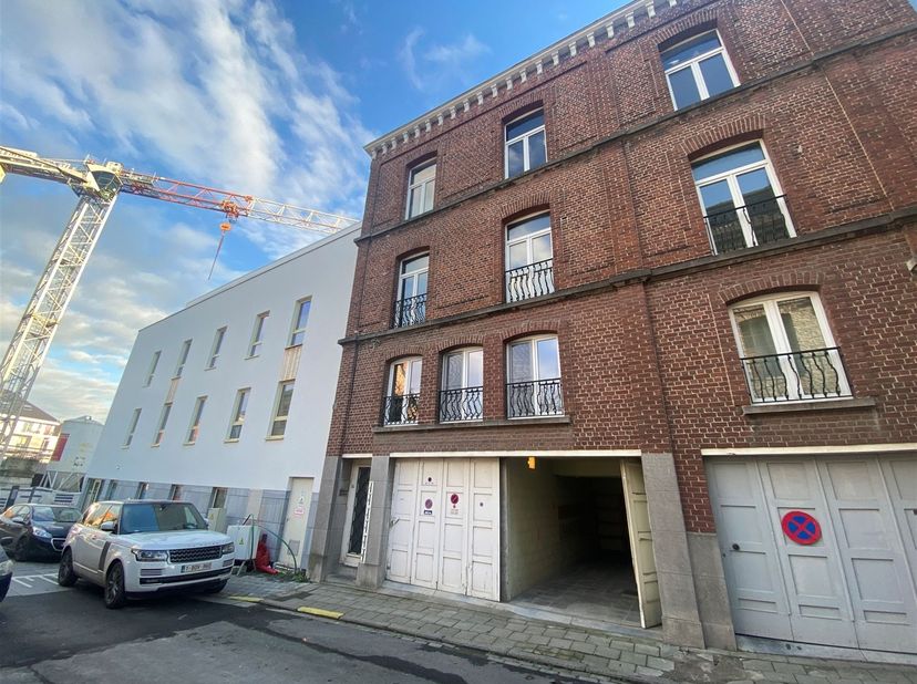 Garage te huur in Rue Madame 34,
                    7500 Tournai