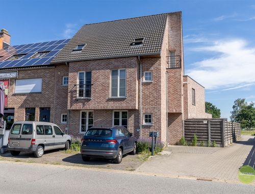                                         Gelijkvloers app. te koop in Mol, € 215.000
