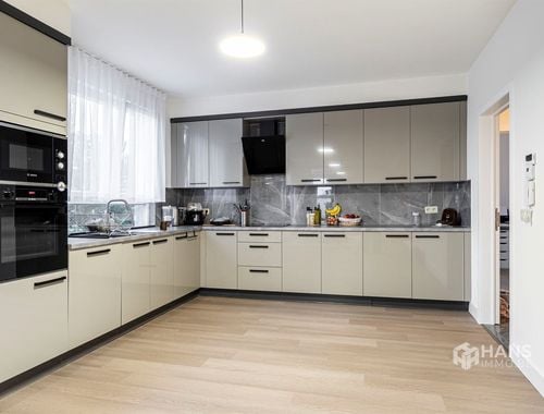                                         Duplex te koop in Wilrijk, € 329.000
