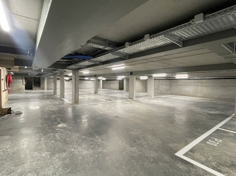 Garage te koop
                    in 7060 Soignies