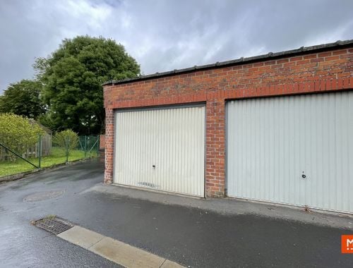                                         Garage à louer à Langemark, € 50
