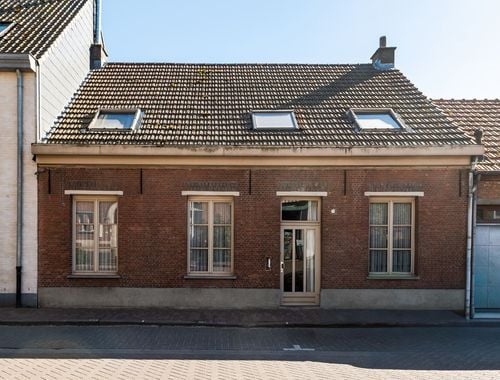                                         Eengezinswoning te koop in Zoersel, € 319.000
