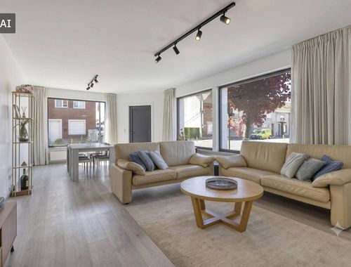                                         Maison à vendre à Roeselare, € 235.000
