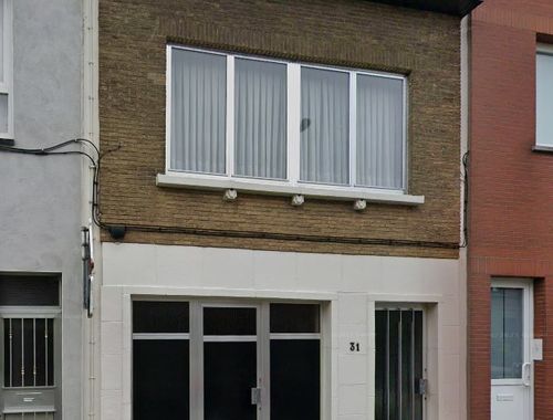                                         Rijwoning te koop in Berchem, € 190.000
