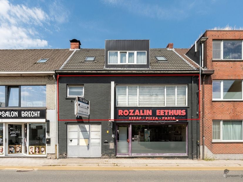 Appartement te koop in Lessiusstraat 8 bus V1,
                    2960 Brecht