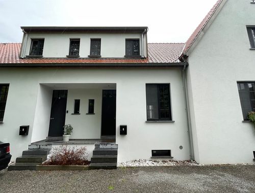                                         Eengezinswoning te huur in Schoonaarde, € 1.250
