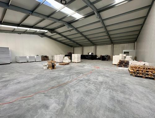                                         Opslagplaats te huur in Haaltert, € 2.500
