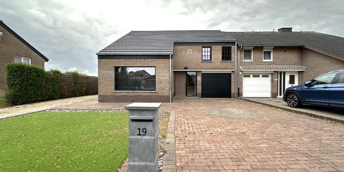 Huis te huur in Stijn Streuvelslaan 19, 3730 Hoeselt