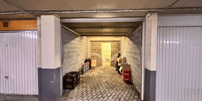 Garage à louer à Rootenstraat, 3600 Genk