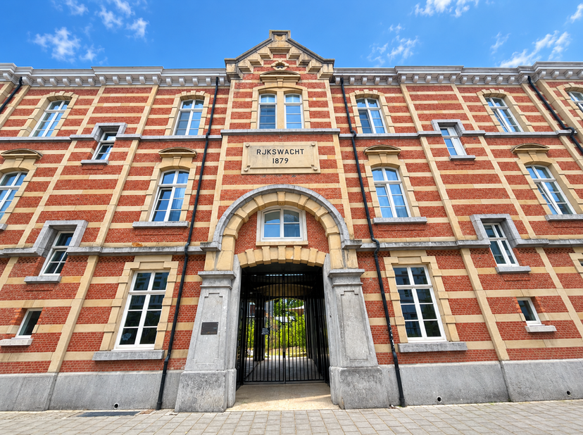 Bien professionnel à louer à Korte Vlierstraat 6,
                    2000 Antwerpen