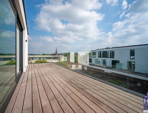                                         Appartement à louer à Kruishoutem, € 950
