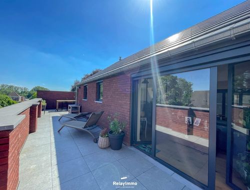                                         Penthouse te koop in Tournai, € 550.000
