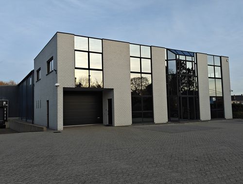                                         Bâtiment d’entreprise à louer à Lier, € 8.500
