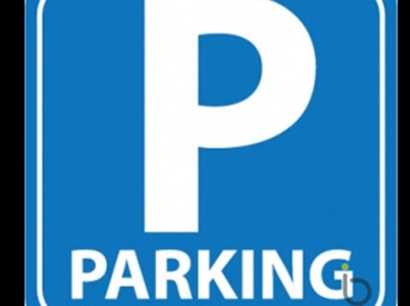 Autostaanplaats voor 1 wagen in een recent gebouw te Boom. Het betreft een zeer recente en propere binnen staanplaats met nummer 2. <br />
Huurprijs: