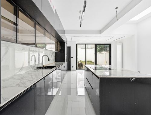                                         Maison unifamiliale à vendre à Antwerpen, € 560.000
