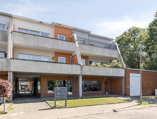                                        Appartement à vendre à Hoevenen, € 229.900
