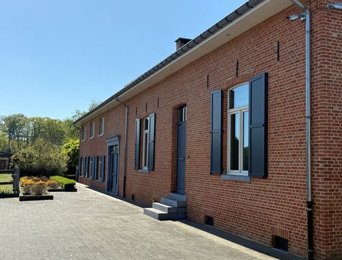                                         Hoeve te koop in Heusden, € 1.295.000
