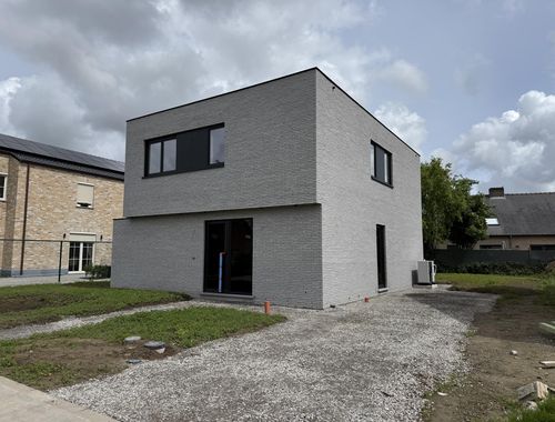                                         Woning te koop in Kortemark, € 435.000
