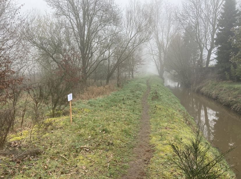 Perceel landbouwgrand, ter plaatse genaamd "Heesacker Heide", ten kadaster bekend sectie B nummer 206 K; 35,80 are; prachtig gelegen langs de Dommel;