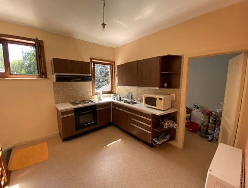                                         Gemengd gebruik te koop in Bon-Secours, € 95.000
