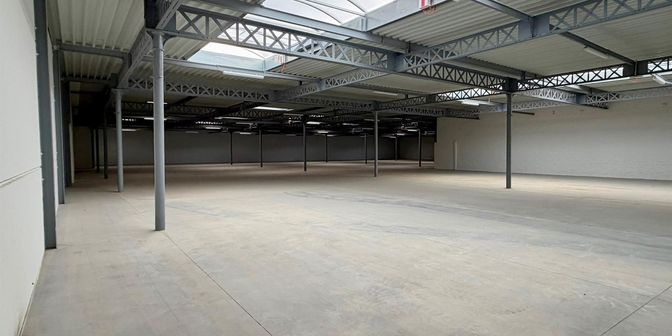 Bedrijfsvastgoed te huur in Leuzesesteenweg 174, 9600 Ronse