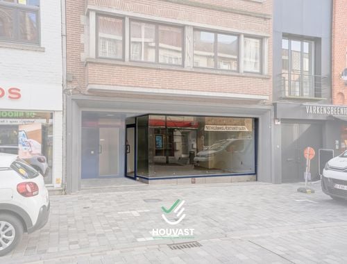                                         Bien commercial à vendre à Diksmuide, € 130.000
