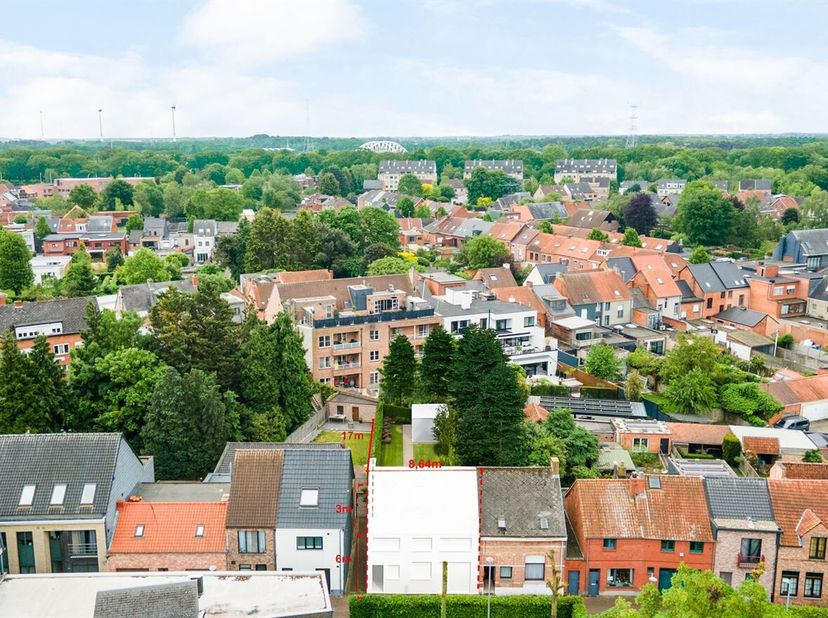 Terrain à bâtir pour HOB sur une parcelle de 360m²<br />
 Situation : Situé dans une rue calme près du centre de Herentals avec toutes les facilités (