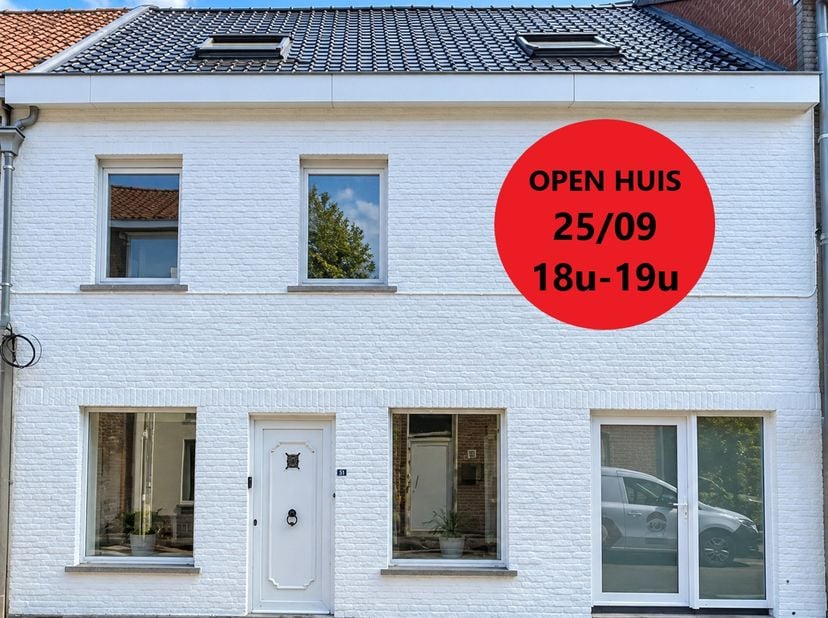 Huis te koop in Bruggestraat 15,
                    8750 Zwevezele