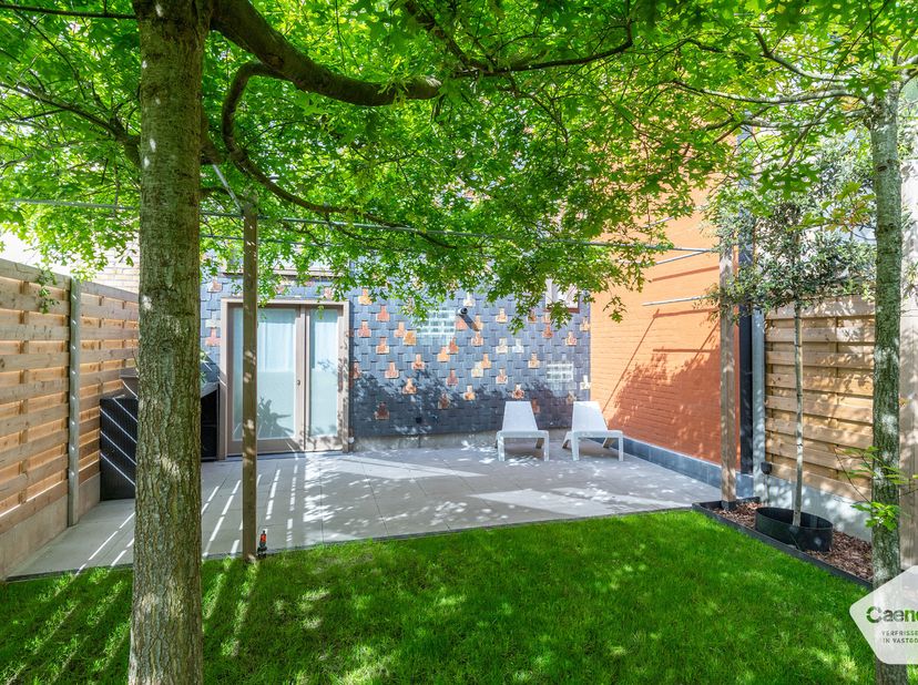 U kunt een BOD uitbrengen op deze woning, rekening houdend met de AANVANGSPRIJS van&amp;nbsp;€ 395.000,00, elk hoger BOD wordt voorgelegd aan de eigenaars