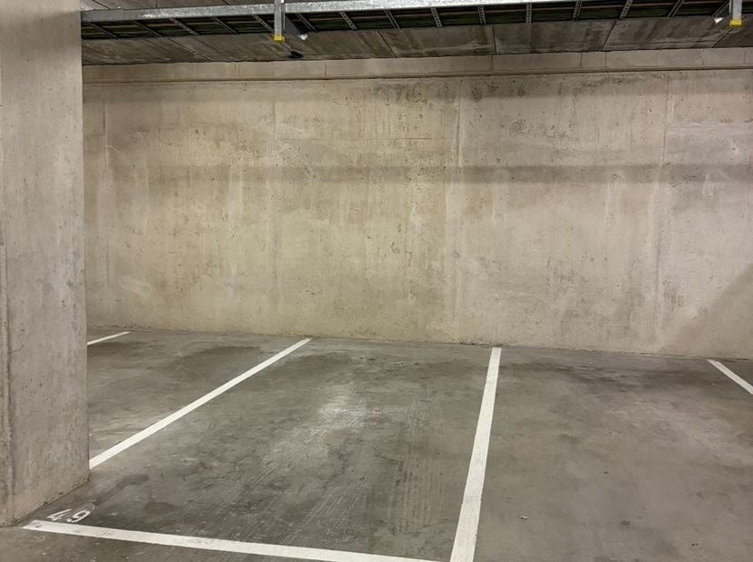 Garage à louer
                    à 3000 Leuven