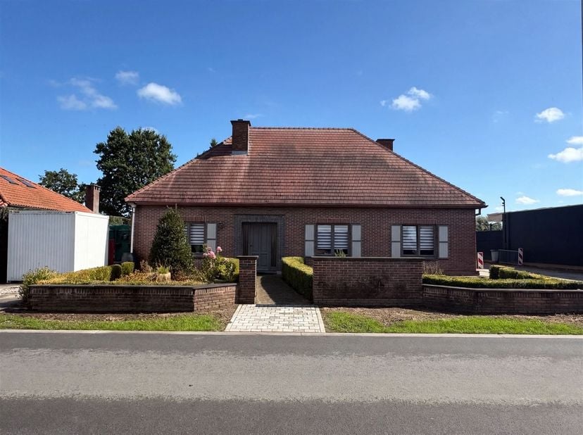 Huis te koop in Weimanstraat 20,
                    9112 Sinaai