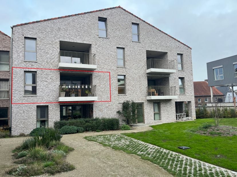 Appartement te huur in Onderstraat 9 - A bus 101,
                    9890 Gavere