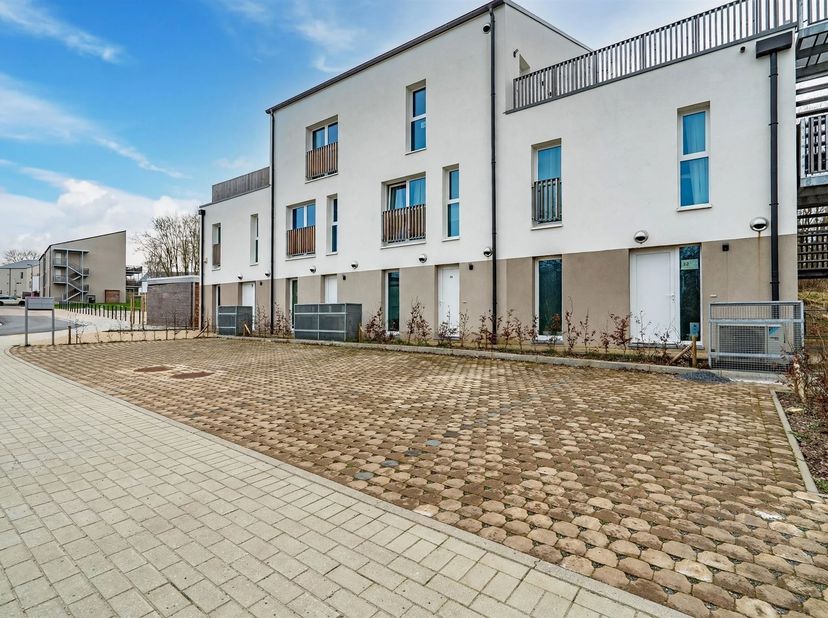 Appartement te koop in Rue De Bitburg  34b,
                    6700 Arlon