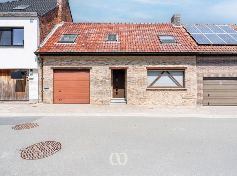 Cherchez-vous une maison avec garage, jardin ensoleillé et un pré à l'arrière à Melden? Trouvé!<br />
<br />
Le pré à l'arrière, les trois chambres sp