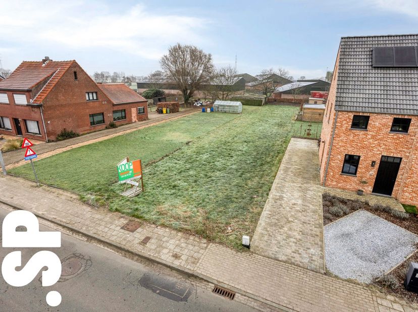 Grond te koop in Rauwelkoven,
                    2440 Geel