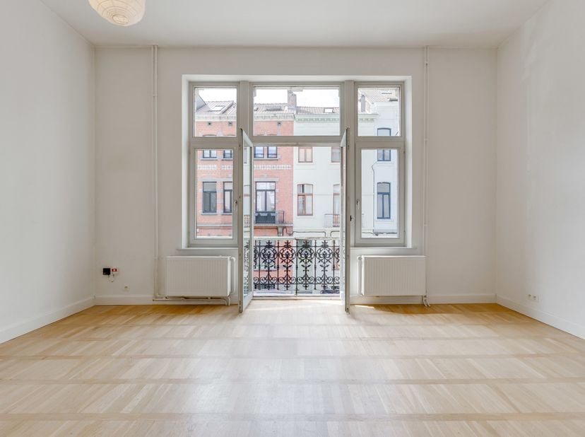 Huis te koop in ,
                    1050 Elsene