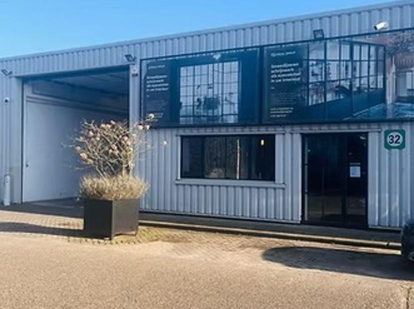 Bedrijfsvastgoed te huur in Delften 23,
                    2390 Westmalle