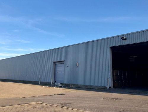                                         Bedrijfsgebouw te huur in Westmalle, € 4.881,25

