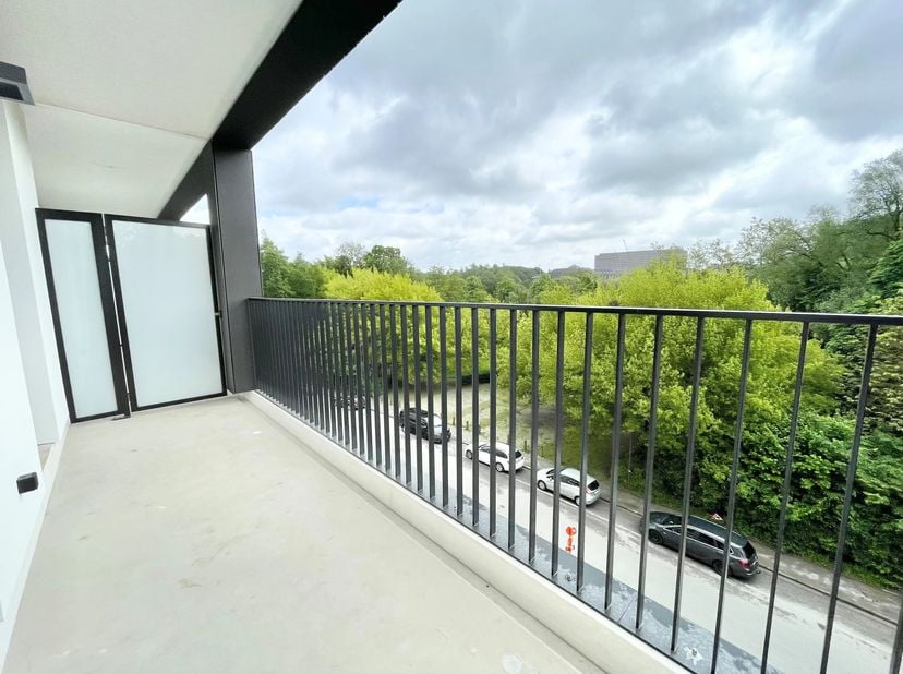 Bien présenté par Alexandra Dewitte: alexandra.dewitte@victoire.be<br />
Victoire Junot vous propose  ce magnifique appartement studio neuf au sein du