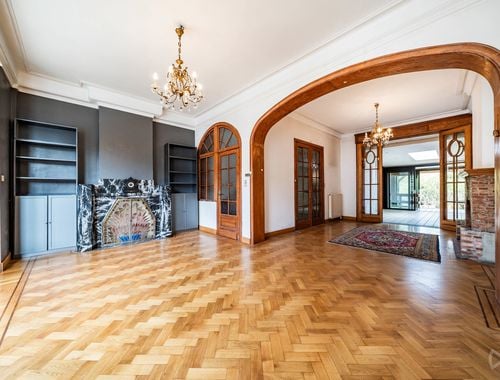                                         Villa te koop in Jambes, € 599.000

