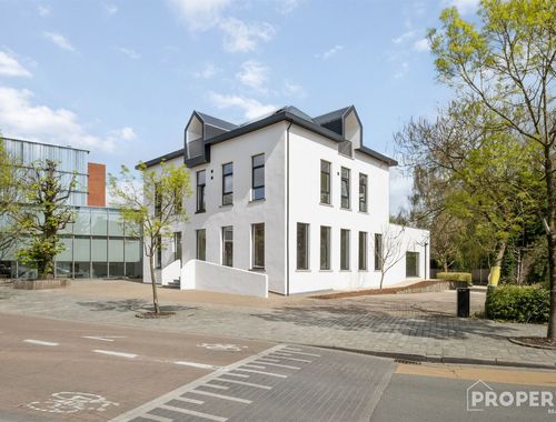                                         Rez-de-chaussée commercial à vendre à Rumbeke, € 280.000

